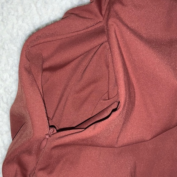 HALARA - NWT Backless Cut Out Twisted Side Pocket Split Midi Casual Dress - Picture 8 of 13